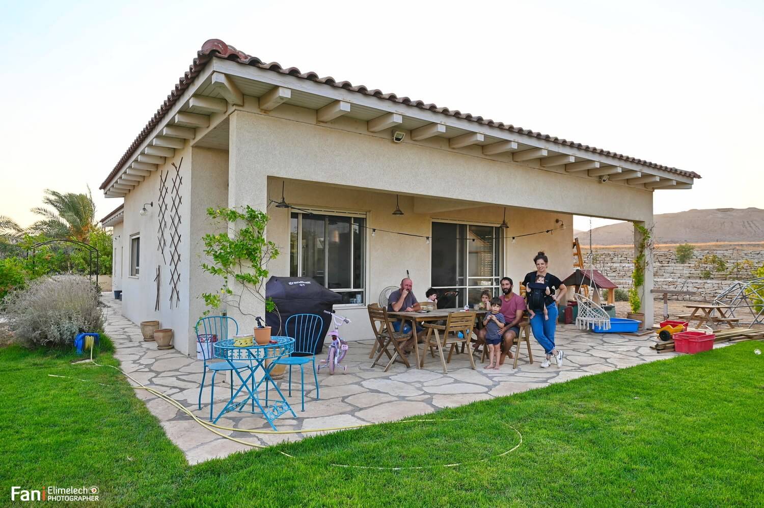 הבית פותח פרק, הקהילה כותבת את הסיפור